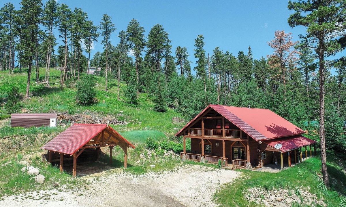 Lead Cabin | Spacious cabin off Hwy 85 with beautiful views and plenty of trailer parking.