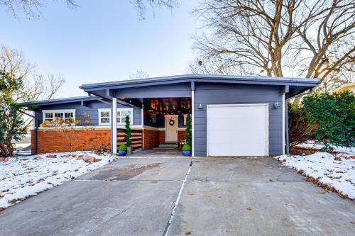 Lincoln House | Spacious & Family Friendly! Lincoln Home Near Dtwn