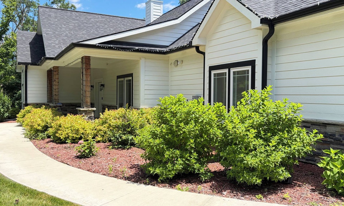 Bonner Springs House | Spacious New 3BR/2BA Home -Sleeps 6 Adults - Near World Cup Venues