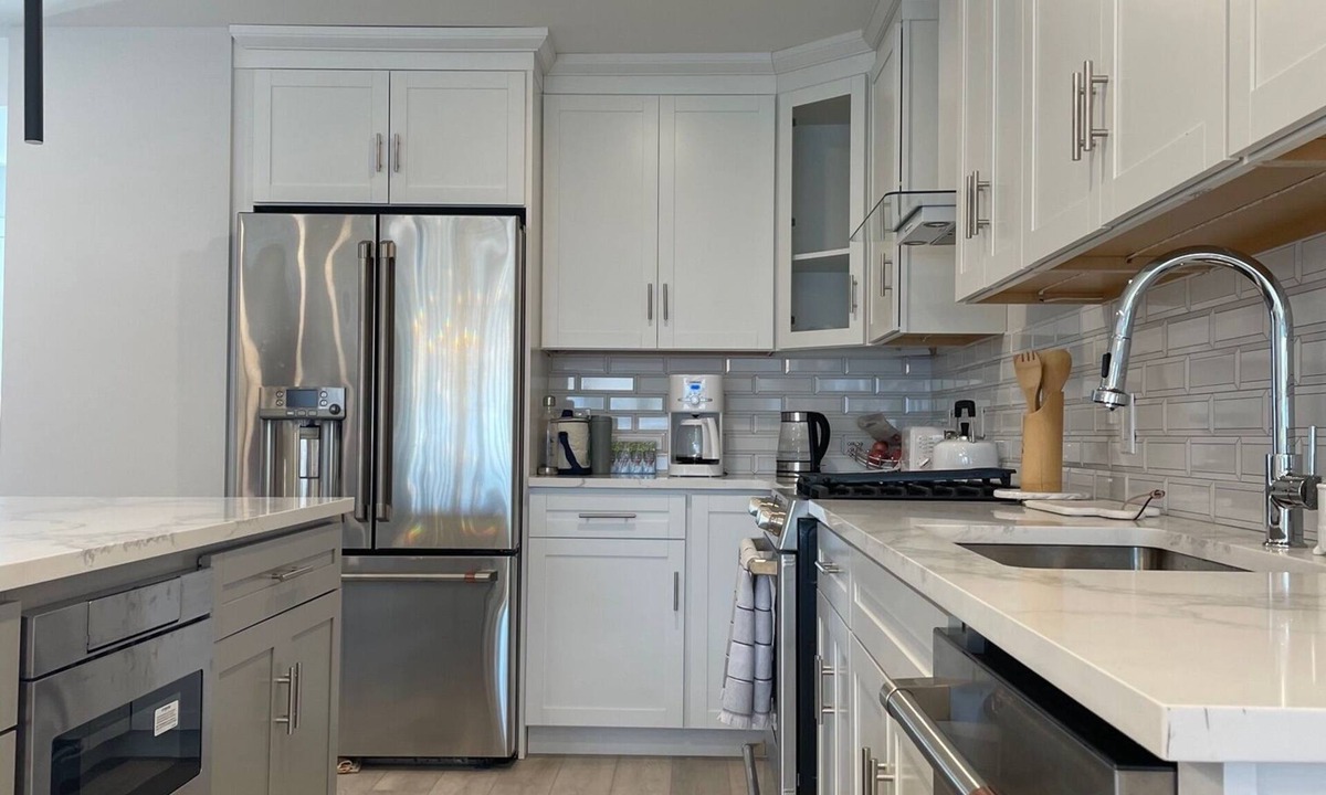 Margate City House | Spacious, newly built 3 fl townhouse, 5 bed/5bath by the beach/bay.