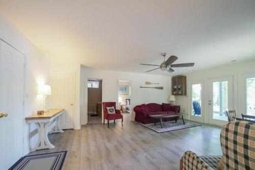 Bumpass House | Spacious pet friendly waterfront house with patio & grill