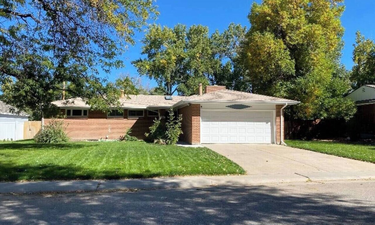Littleton House | Spacious & Quiet Home Near DeKoevend Park