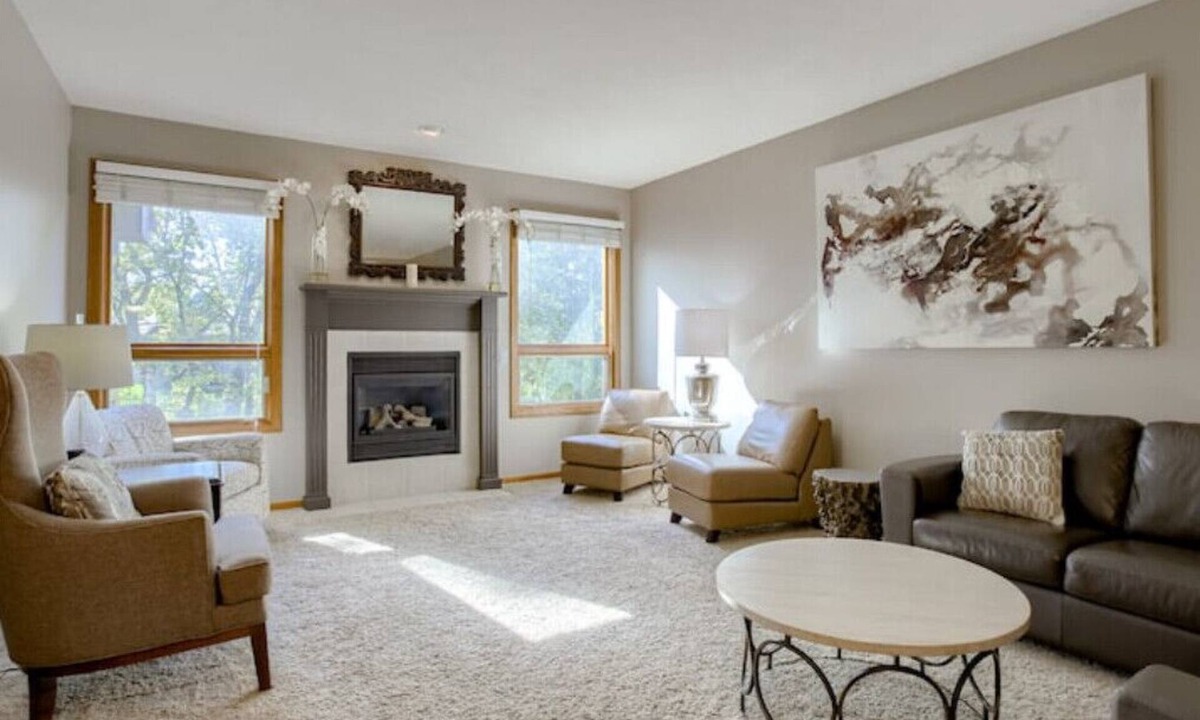 McArdle House | Spacious Ranch on Wooded Lot