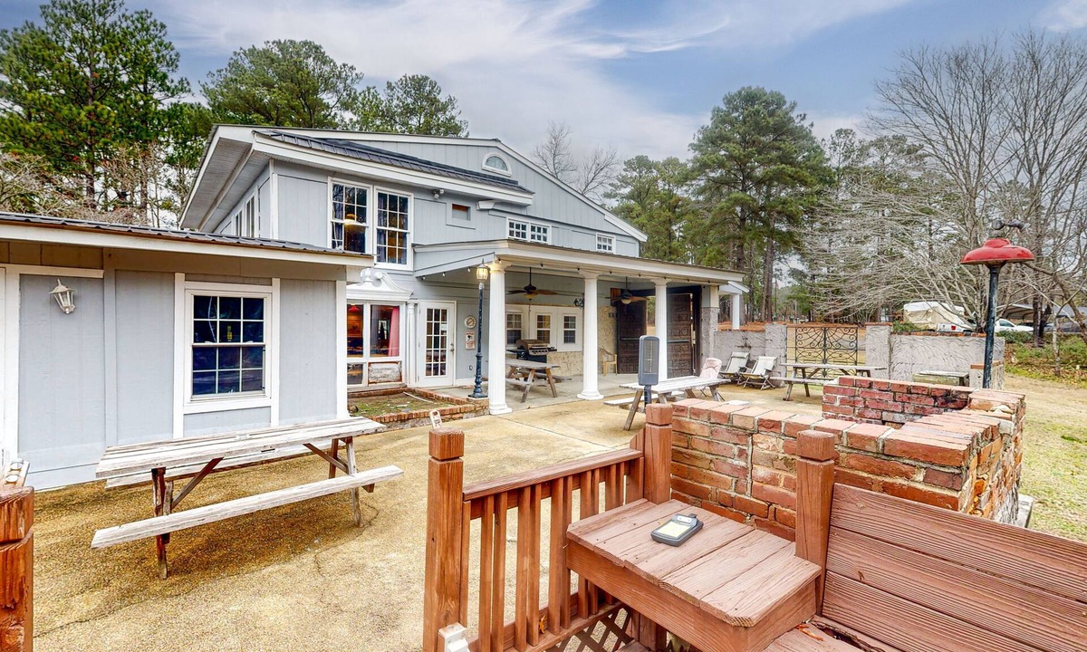 Hartsville House | Spacious & sunlit lakefront home with generous deck, fire pit, & views - dogs ok