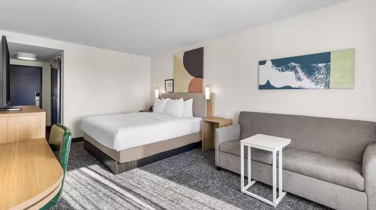 Grain Valley Hotel | Spark by Hilton Grain Valley Kansas City