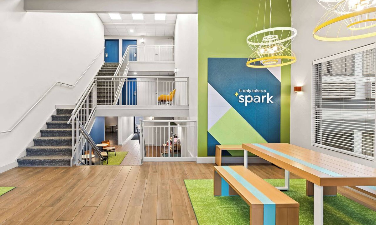 Wichita Hotel | Spark by Hilton Wichita East