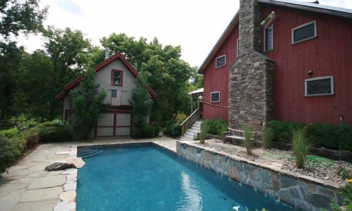 Kent House | Spectacular Short Term Vacation Rental in Kent