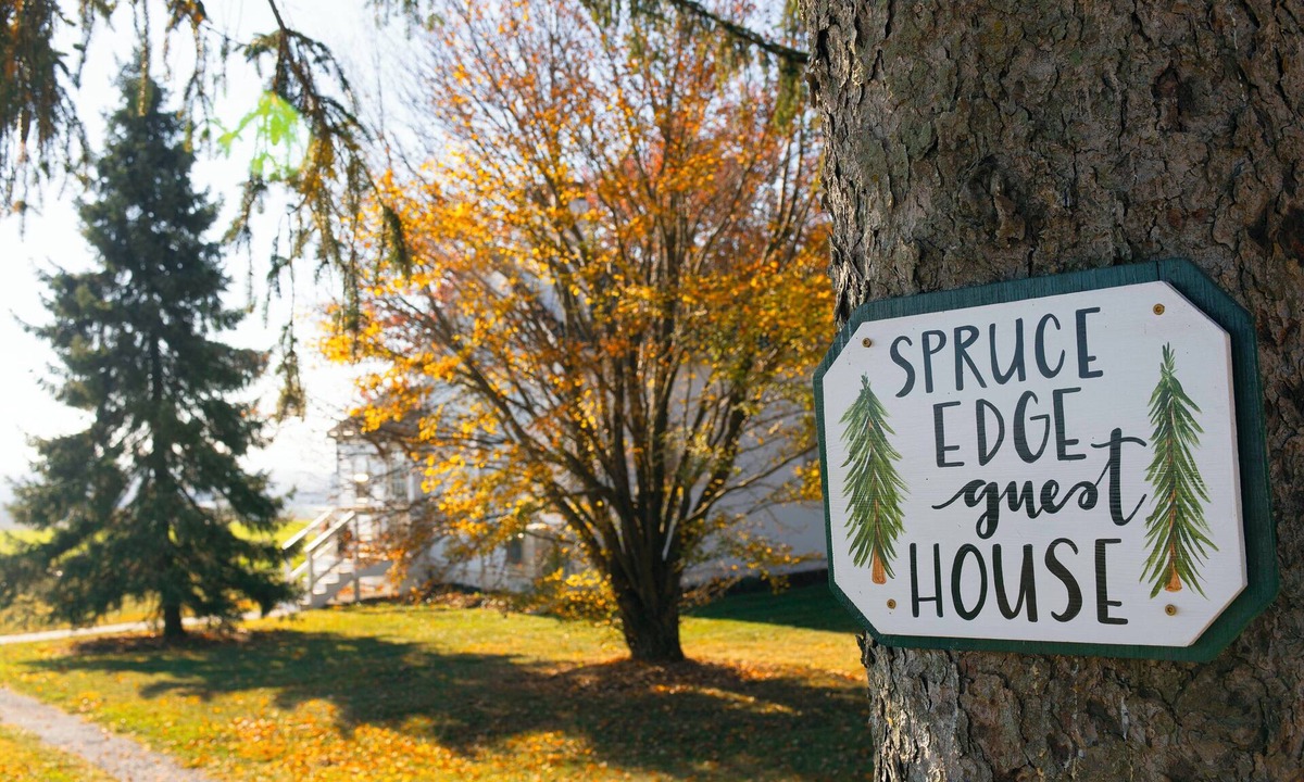 Steelville Cottage | Spruce Edge Guest House