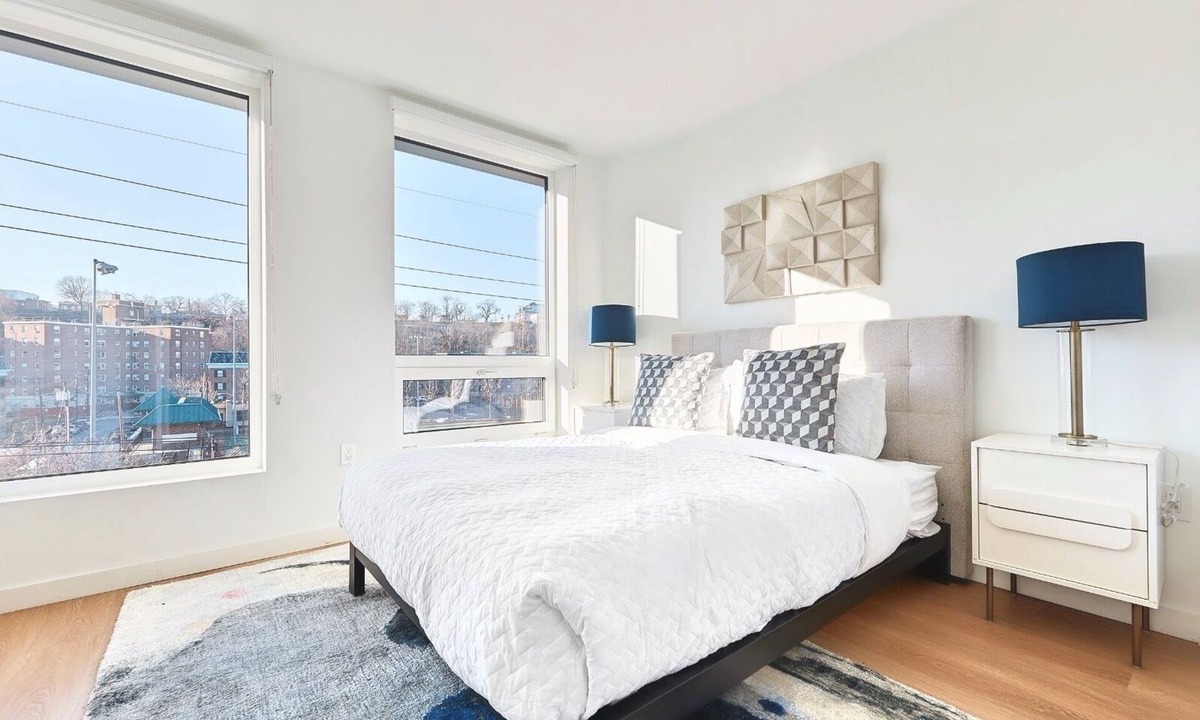 Hoboken Apartment | Stay Near NYC Sleeps 10 Spacious 4BR Apt