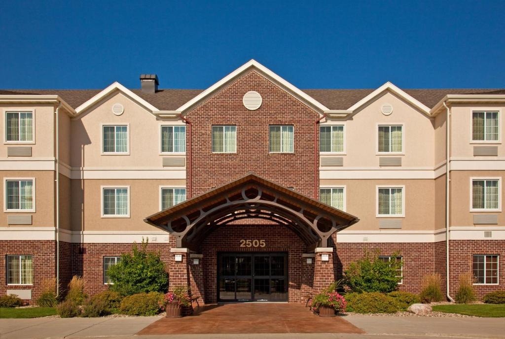 Sioux Falls Hotel | Staybridge Suites Sioux Falls at Empire Mall by IHG