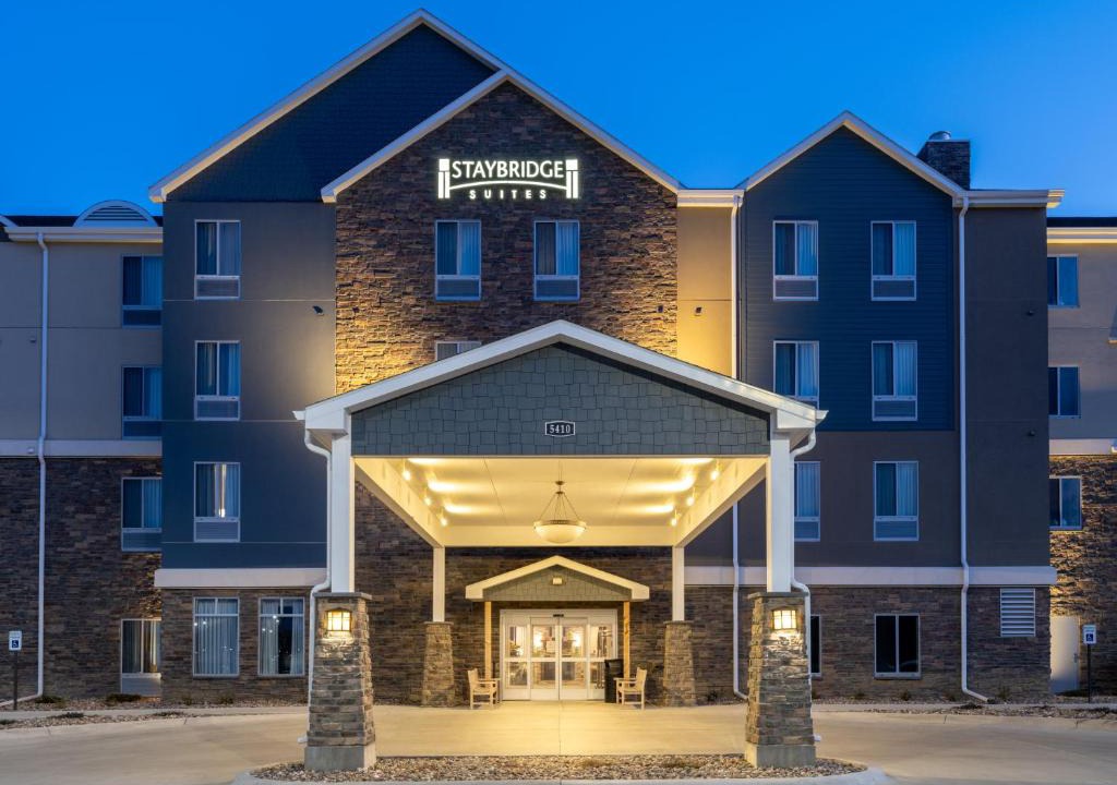 Sioux City Hotel | Staybridge Suites - Sioux City Southeast by IHG