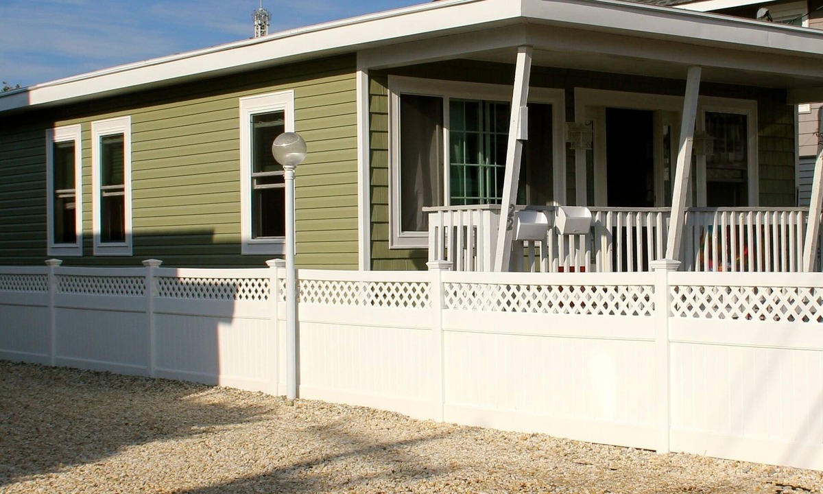 Ortley Beach House | STEPS TO BEACH- BACK UNIT 3 BR,1 BA, BEACH BDG, CLEAN 1 LEVEL, PRIVATE BACKYARD
