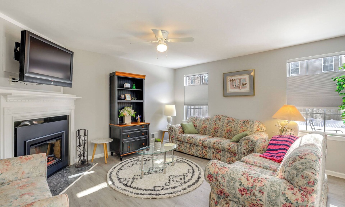 Roebling House | Steps to River! Unit w/Fenced Yard in Roebling
