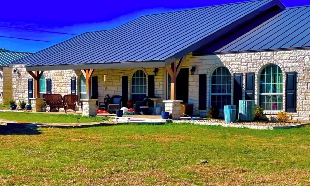 Bell County House | Stillhouse Lake Fishing Retreat -Cedar Creek Ranch, 10 Acres + Boat Parking