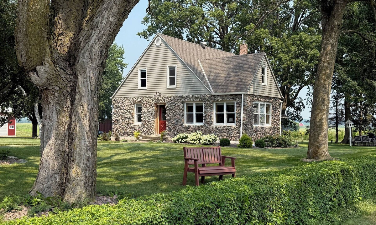 Jordan House | STONE HOUSE FARM – Exceptional and Peaceful
