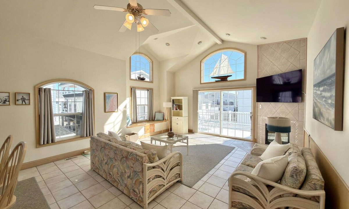 Sea Isle City House | Stone’s Throw to the Beach! Duel Primary Suites Featured. Has 4 Decks! 3.5 Baths