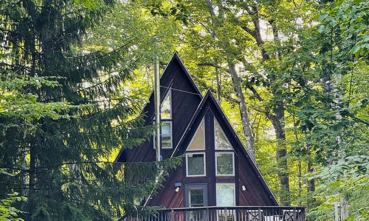 Woodsville Ski Chalet | Storybook A-Frame Retreat in Mt Lake District off Kancamagus Highway