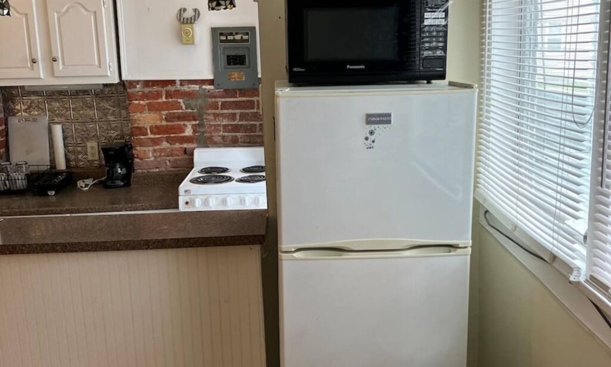 North End Apartment | Studio apartment in Downtown OC