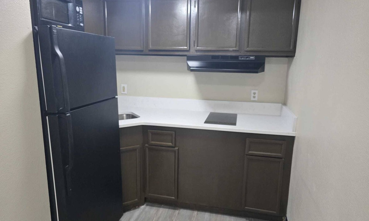South Norfolk Hotel | STUDIOS & SUITES 4 LESS CHESAPEAKE