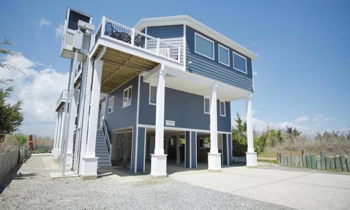 Dennisville Condo | Stunning Beach Views, Steps Away from the Beach