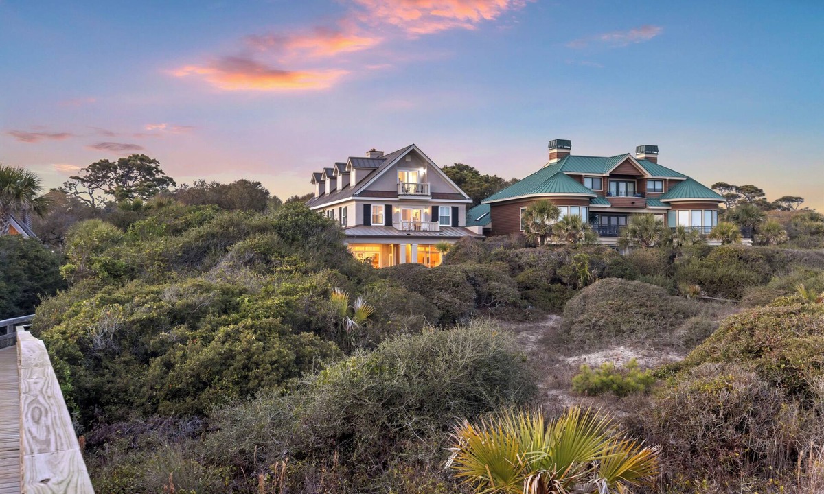 West Beach House | Stunning Oceanfront on Kiawah's West Beach: Only 25 Yards to Beach!