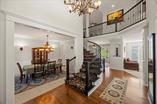 Overland Park House | Stunning private villa pond theater