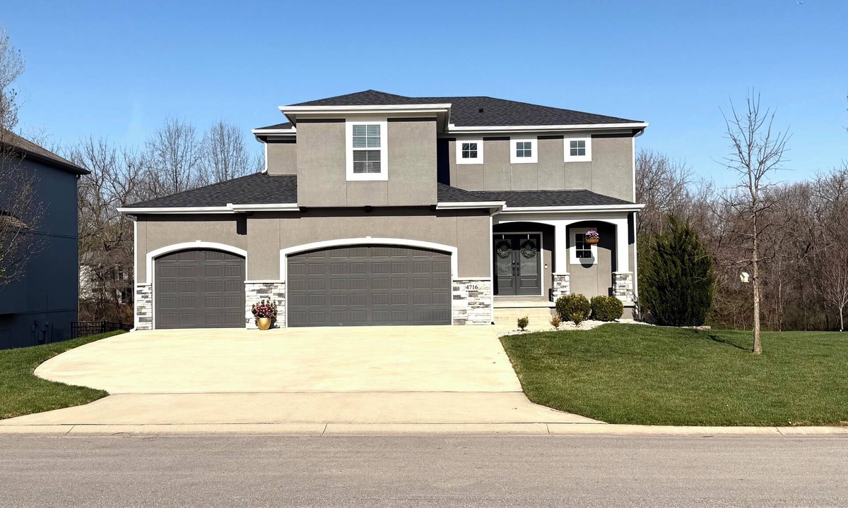 Shawnee House | Stylish 4BR Home Sleeps 8 Perfect for World Cup!
