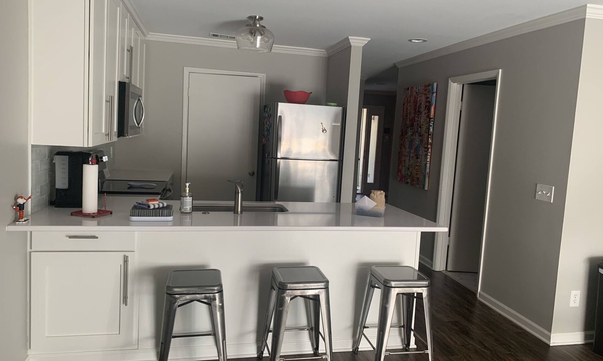 Auburn Condo | Stylish Stay Near AU Stadium and Downtown!