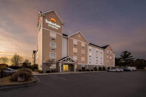 Jacksonville Hotel | Suburban Studios Near Camp Lejeune
