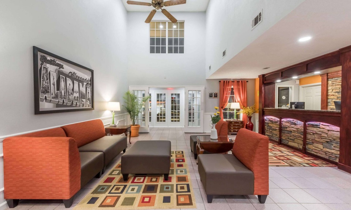 Alexander City Hotel | Super 8 by Wyndham Alexander City