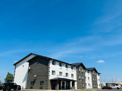 Sioux City Hotel | Super 8 by Wyndham Sioux City South