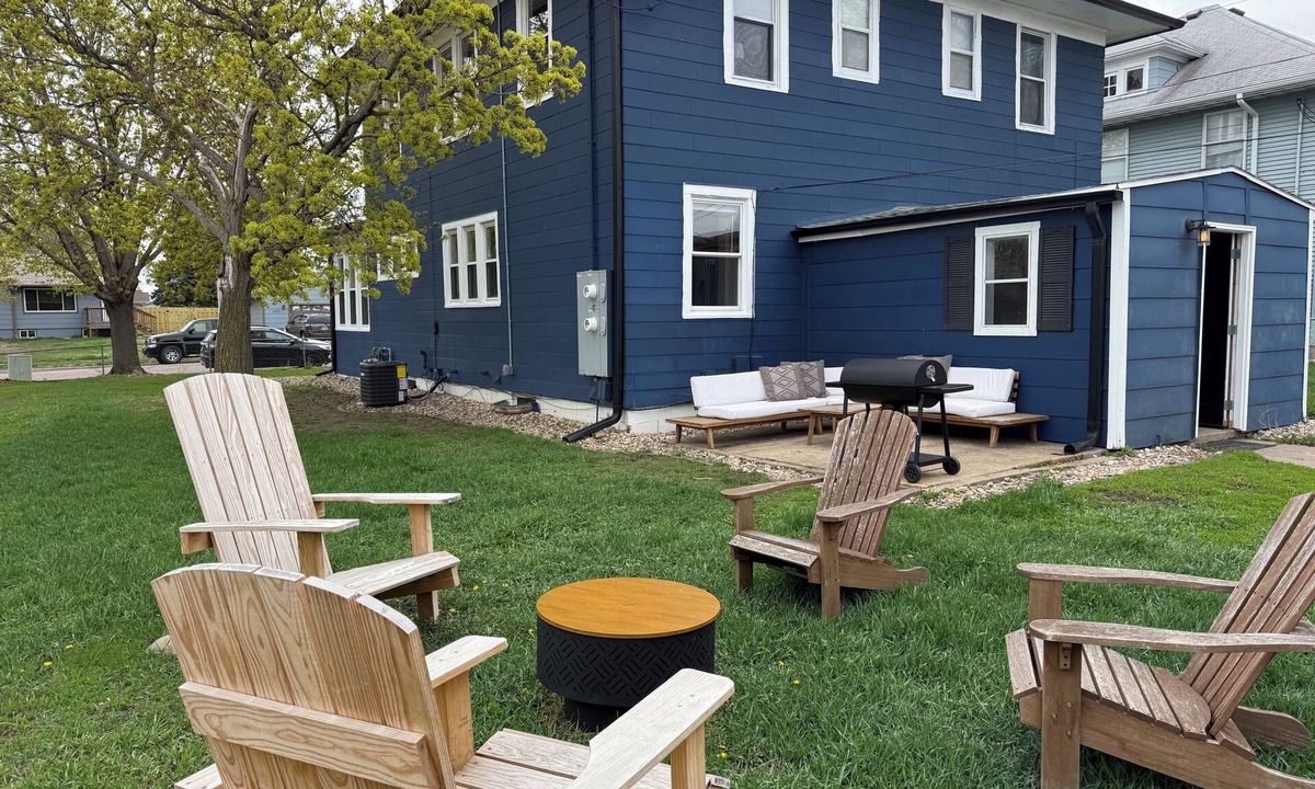 Sioux Falls House | Superlisting! Entire Duplex, perfect for 2 families traveling together