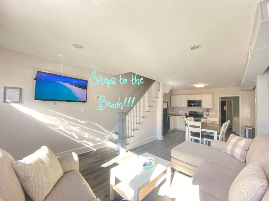 Atlantic City House | SWIM ALL DAY PLAY ALL NIGHT!!!