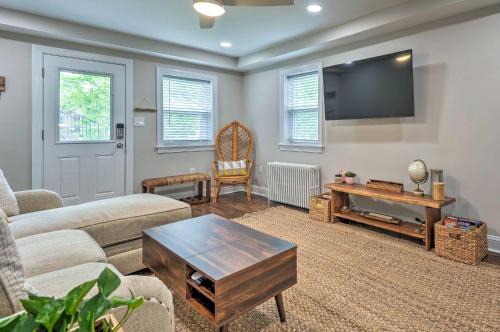 Takoma Park Apartment | Takoma Park Apt w/Wood Fire Pit < 8 Mi to DC
