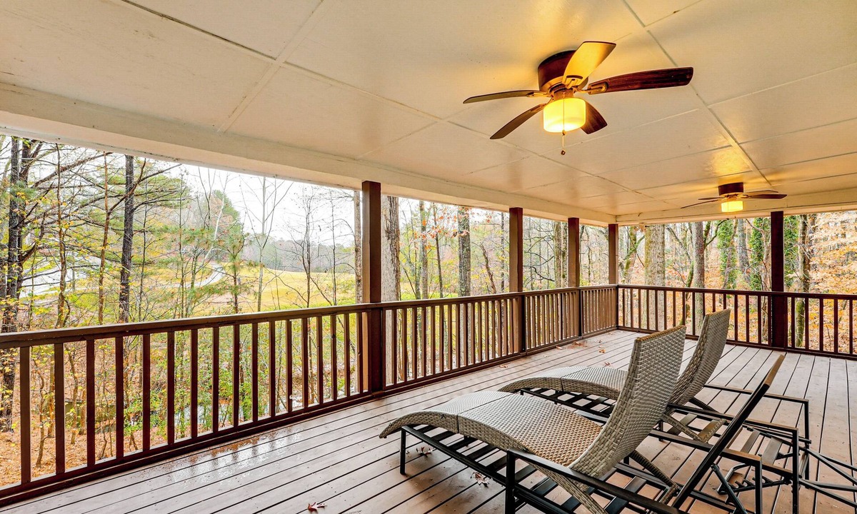 Woodstock Apartment | Tasteful Unit w/Pool Table: 7 Mi to Lake Altoona!