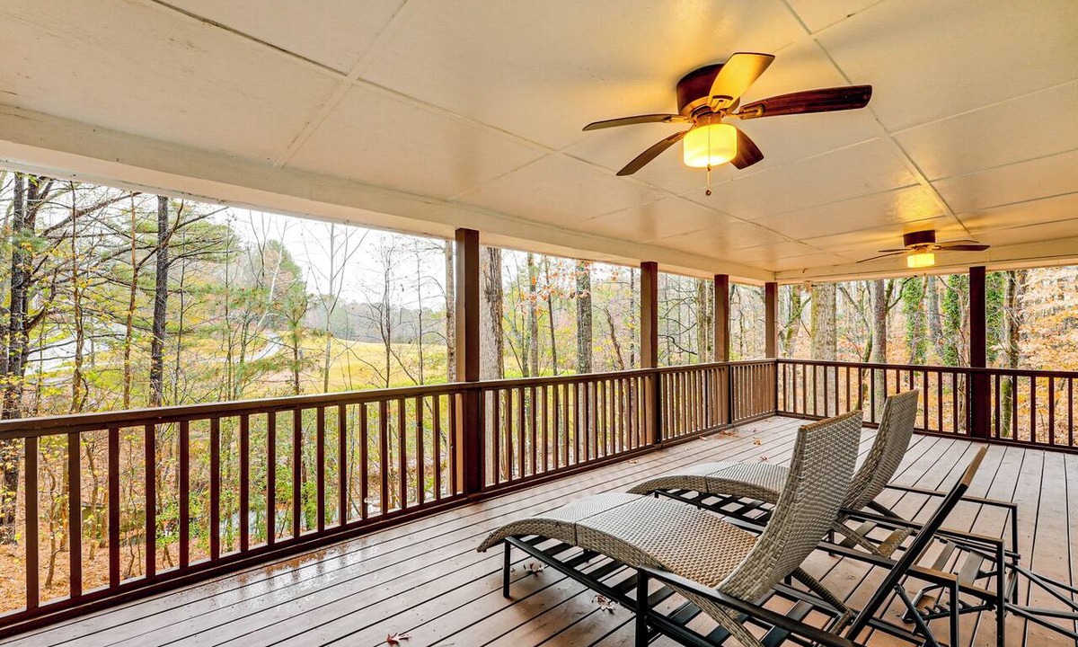 Woodstock Apartment | Tasteful Unit w/Pool Table: 7 Mi to Lake Altoona!