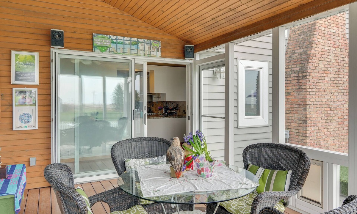 Charles City Cottage | Tennis Court & Deck: Pet-friendly Charles City Gem