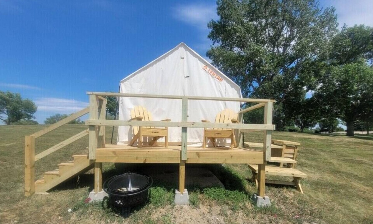 Loup City RV Rental | Tentrr State Park Site - Nebraska Sherman SRA – Redwood Lakeview E – Single Ca