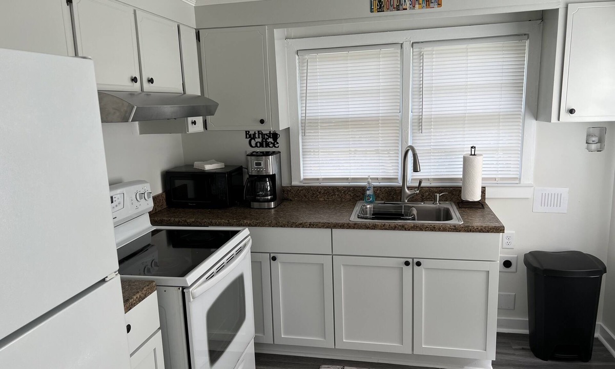Wilmington Cottage | The Beach Bungalow! Newly Renovated. Minutes from WB.