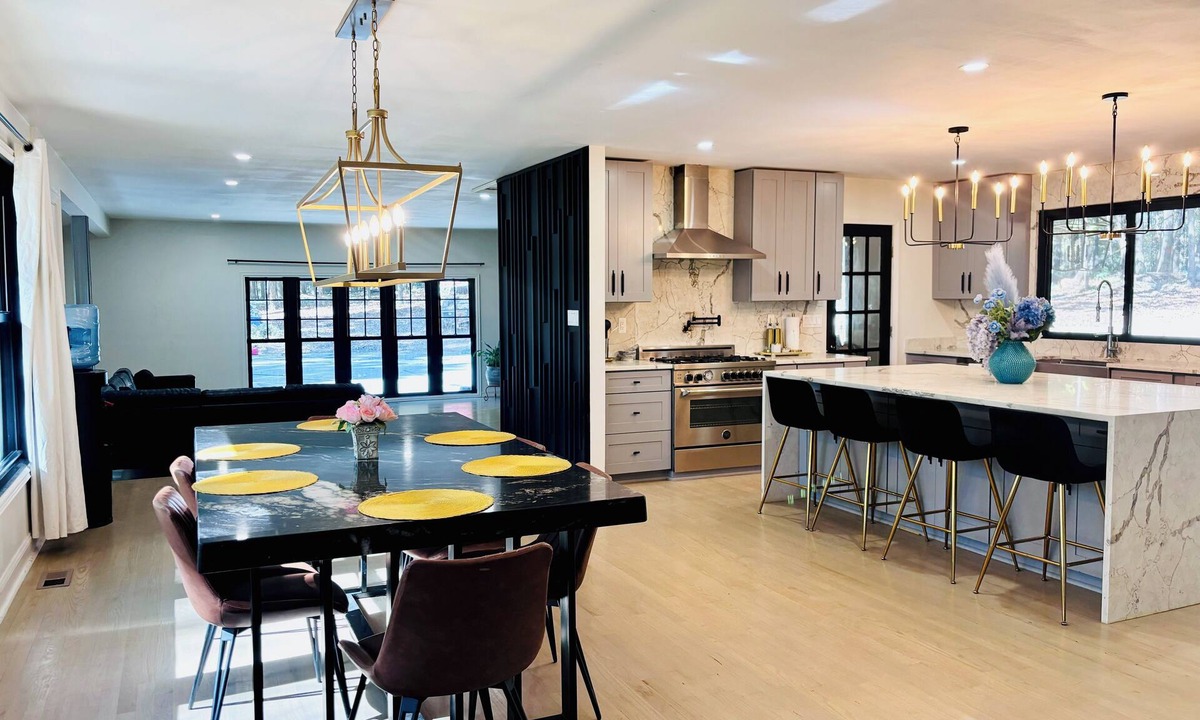 West Friendship House | The blissful house in Howard County with 3 bedrooms 3 bathrooms.