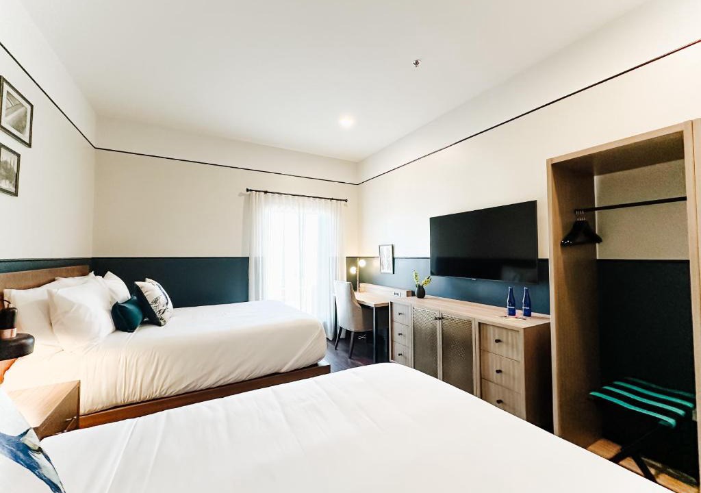 Dalton Hotel | The Carpentry Hotel