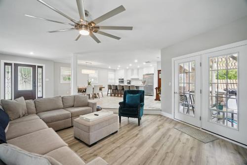 Snug Harbor House | The Clubhouse