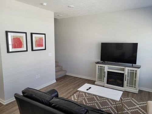 Elkhorn House | The Cottonwood at Coventry Rows
