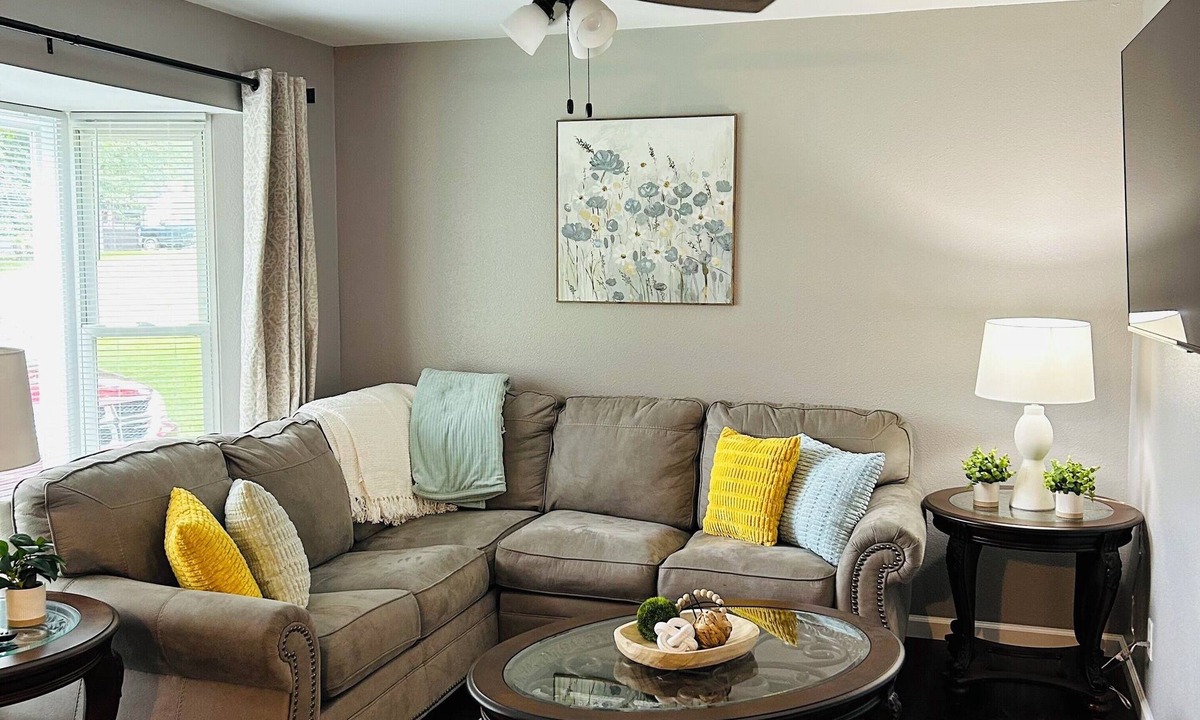 St. Joseph House | The Cozy Cottage