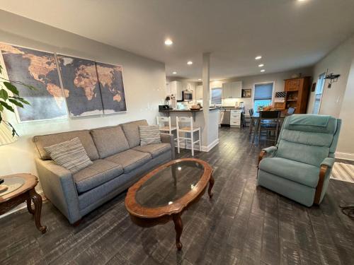 Albert Lea House | The Dollar House