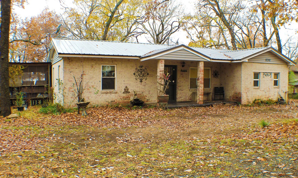 Hulbert Cottage | The Flathead Cottage: Family-Friendly Lake Fort Gibson Retreat