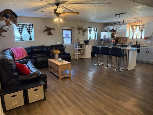 Columbia House | The Galley at Rathbun Lake Iowa