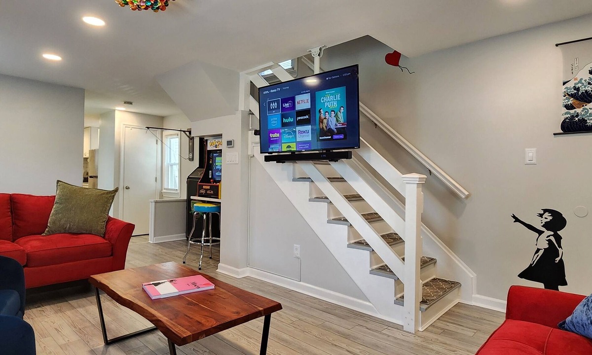 Woodbridge House | The Gumball Bungalow Est. 1886. 1BR Home. Free Smiles