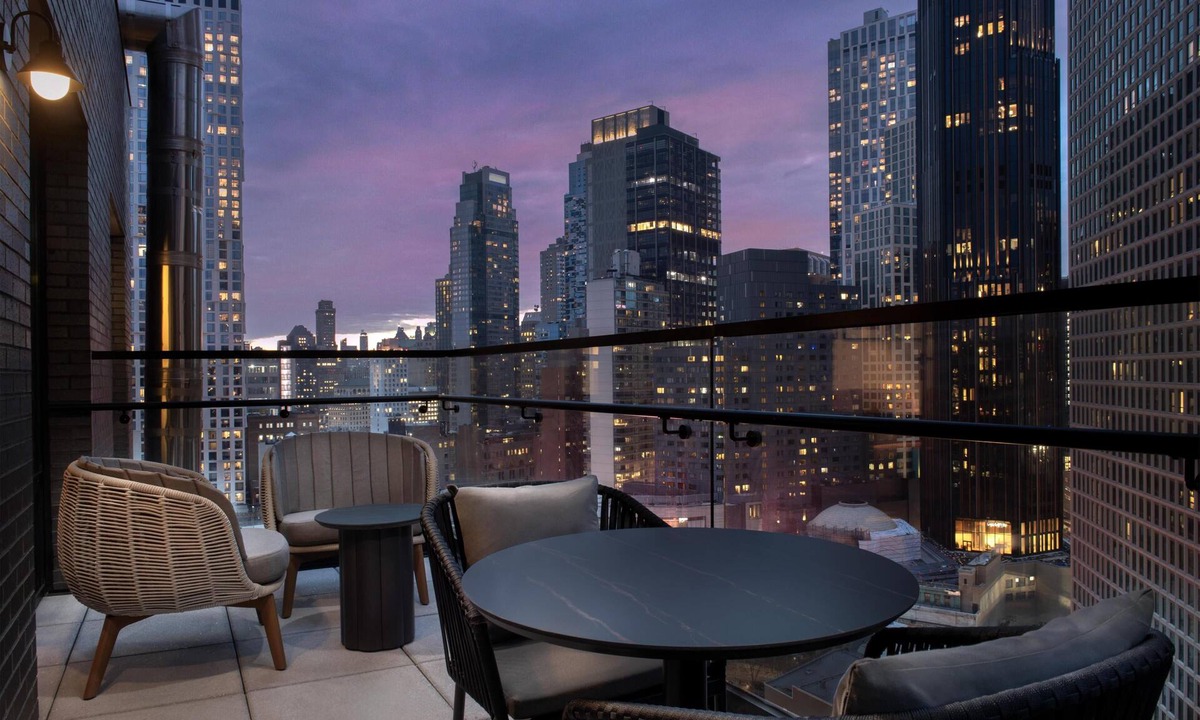 Downtown Brooklyn Hotel | The Livingston, part of JdV by Hyatt