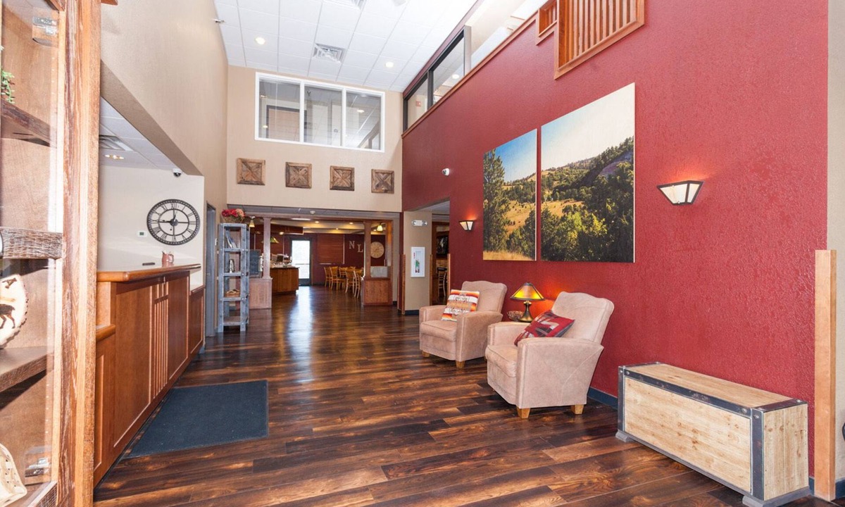 Valentine Hotel | The Niobrara Lodge